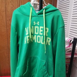 Under armour sweatshirt